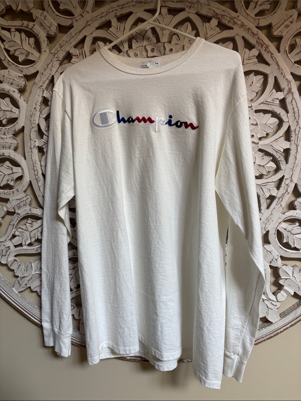 Men’s champion long sleeve tee